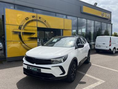 Voir le détail de l'offre de cette OPEL Grandland X 1.2 Turbo 130ch GS de 2023 en vente à partir de 236.74 €  / mois