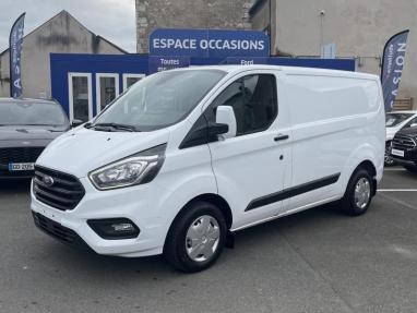 Voir le détail de l'offre de cette FORD Transit Custom Fg 300 L1H1 2.0 EcoBlue 130 Trend Business 7cv de 2022 en vente à partir de 262.1 €  / mois