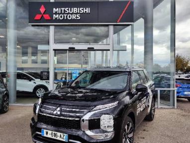 Voir le détail de l'offre de cette MITSUBISHI Outlander 2.4 PHEV 306ch Instyle 4WD de 2025 en vente à partir de 63 499 € 
