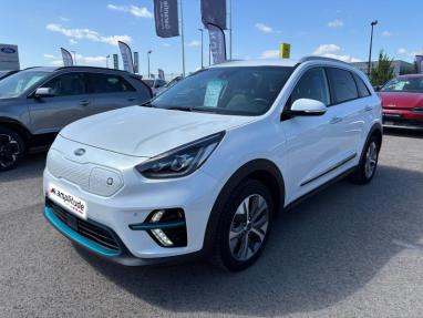 Voir le détail de l'offre de cette KIA e-Niro e-Premium 204ch de 2020 en vente à partir de 259.62 €  / mois
