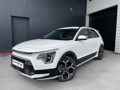 Voir le détail de l'offre de cette KIA Niro 1.6 GDi 141ch HEV Premium DCT6 de 2023 en vente à partir de 29 490 € 